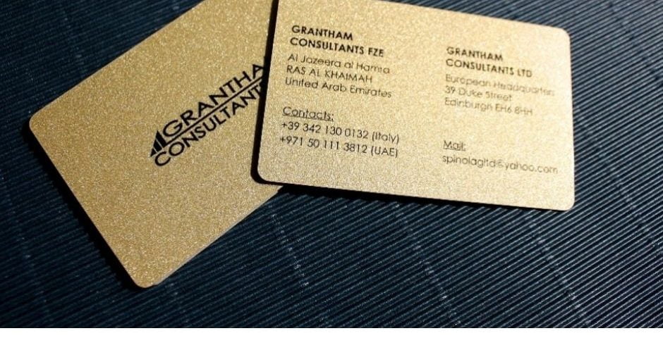 business card by plastic for nail